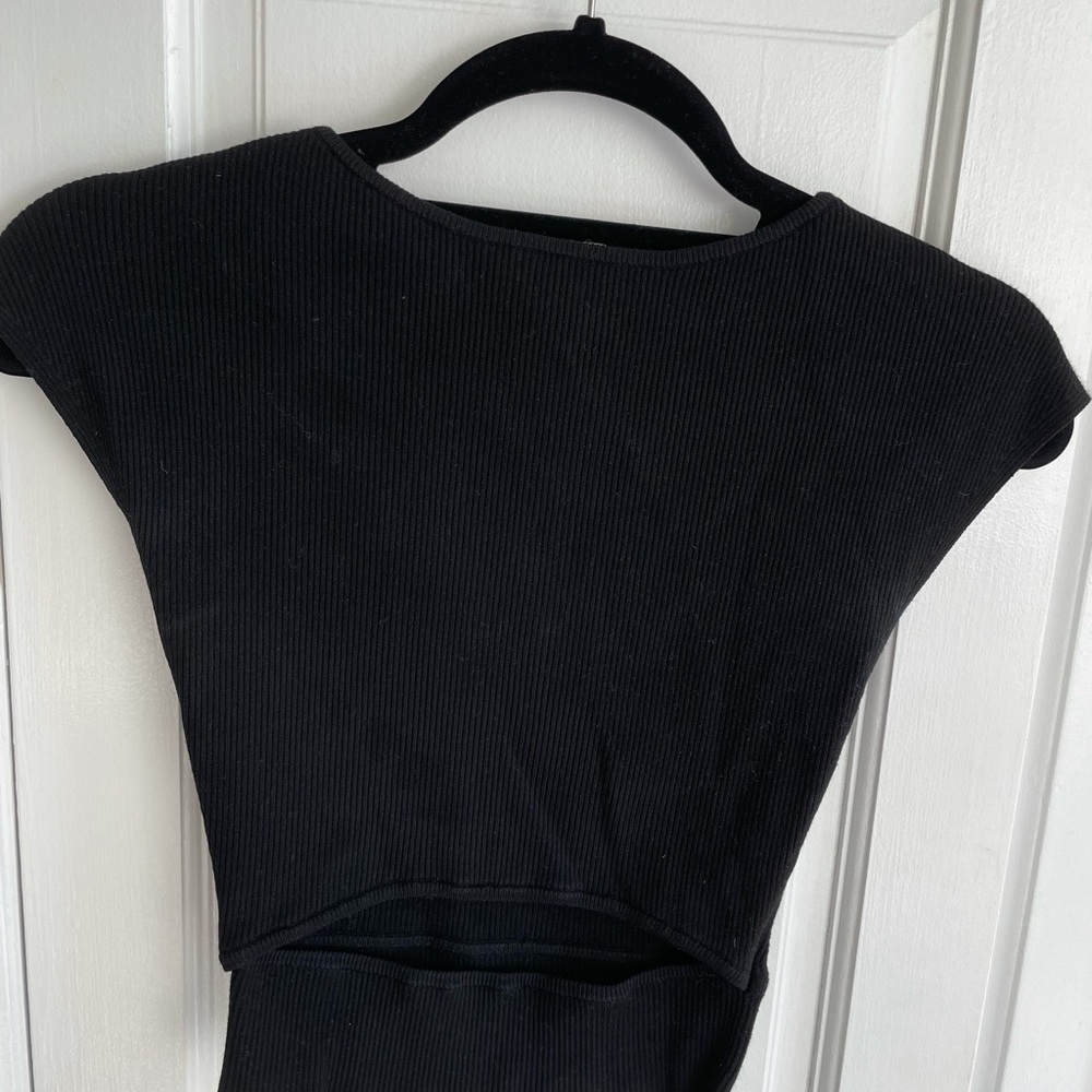 Aritzia Babaton Knit Crop with Slit